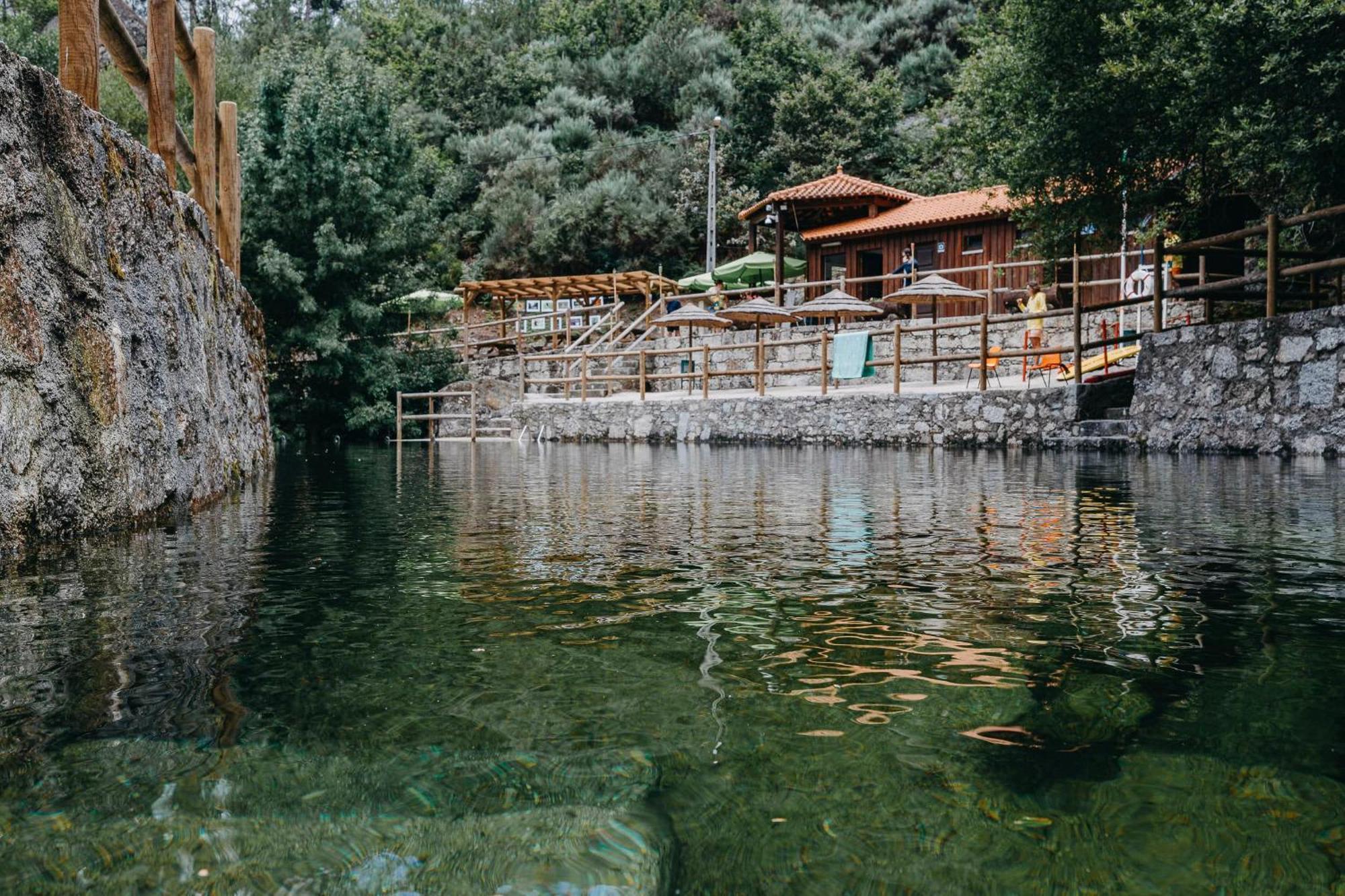 קוביליה Mountain Lodge T3 Duplex Abrigo Do Lobo מראה חיצוני תמונה